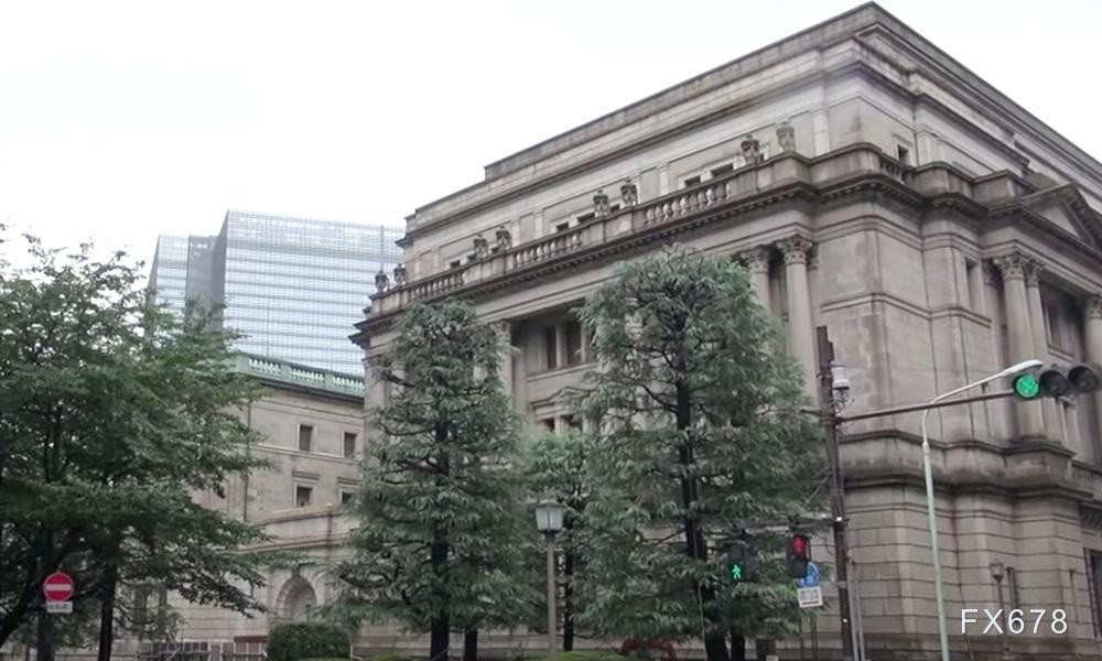 在周二（3月4日）欧市盘前，国际原油市场遭遇下行压力，美国西德克萨斯中质原油（WTI）价格跌至12周以来的最低点。目前WTI原油的价格约为68.00美元/桶，市场情绪受到OPEC+计划在4月增产的消息影响，加之全球经济前景的不确定性，导致油价持续承压。